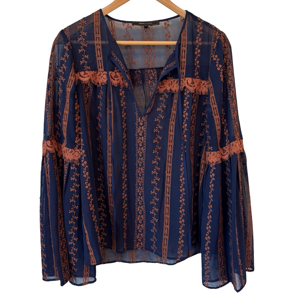 BCBGMaxAzria Blue Embroidered Lace Bell Sleeve Blouse Size‎ Medium
